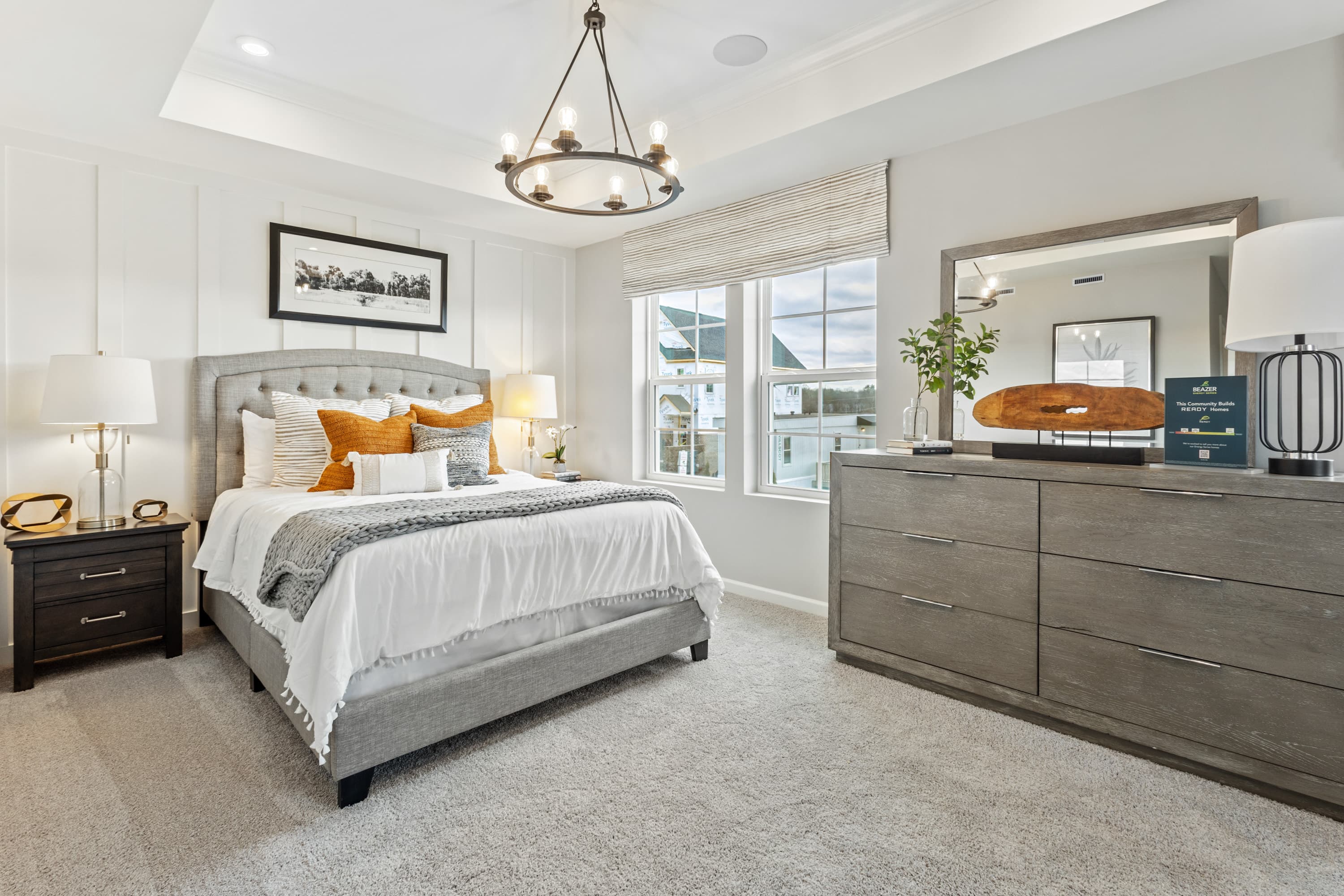 primary bedroom with a queen-sized bed